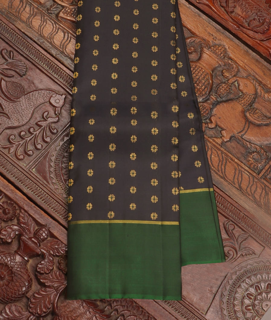 Black Handwoven Kanjivaram Silk Saree T419109-image