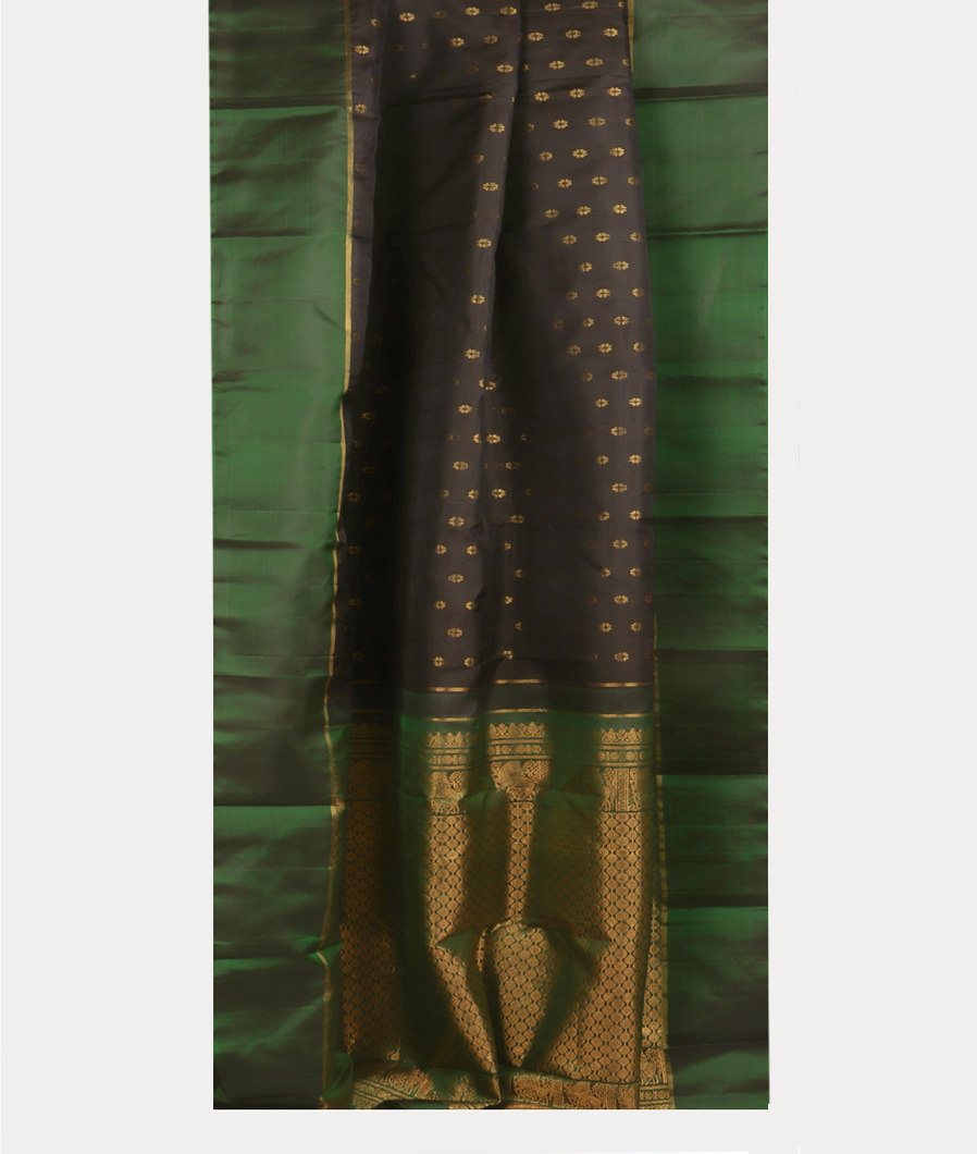 Black Handwoven Kanjivaram Silk Saree T4191092