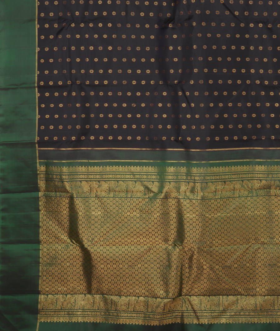 Black Handwoven Kanjivaram Silk Saree T4191094