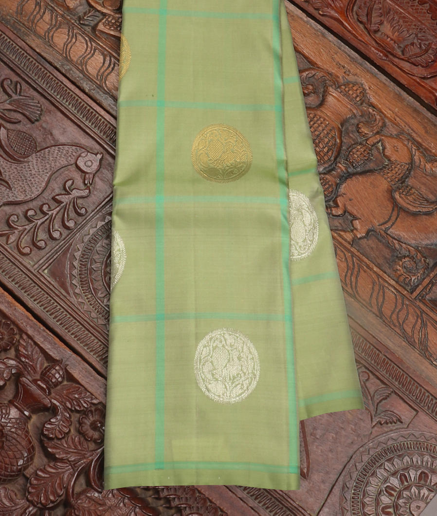 Green Handwoven Kanjivaram Silk Saree T419123-image