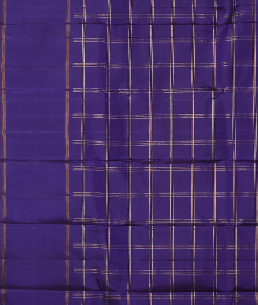 Red Handwoven Kanjivaram Silk Saree T4123343