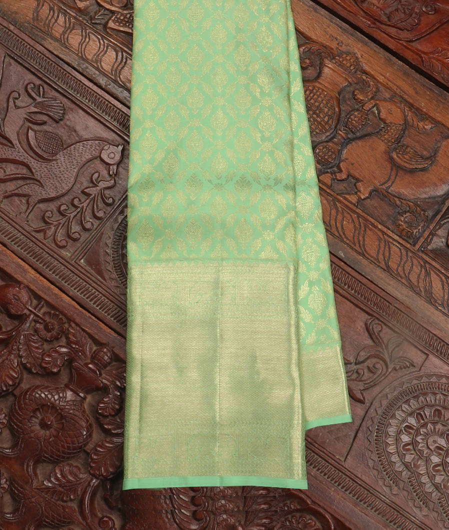 Green Handwoven Kanjivaram Silk Saree T332392-image