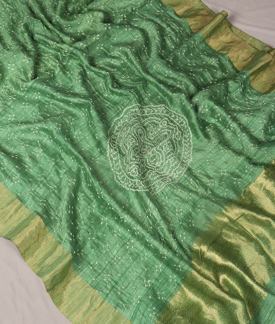 Green Bandhani Matka Tussar Saree T3768942