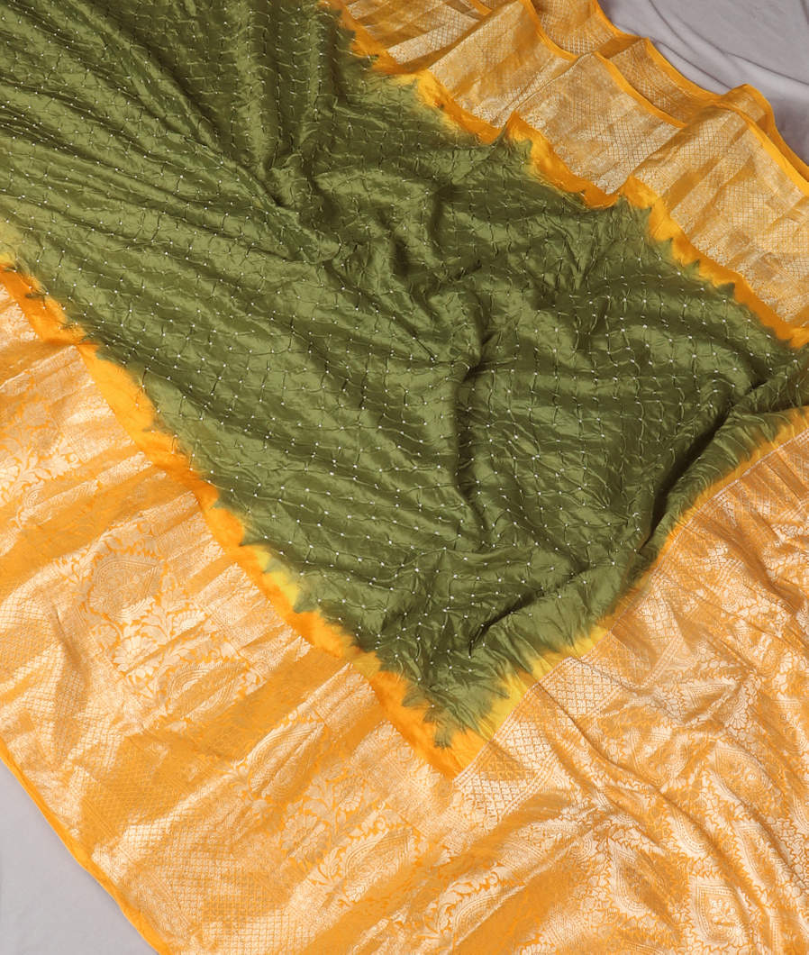 Buy Green Bandhani Chaniya Silk Saree T419754