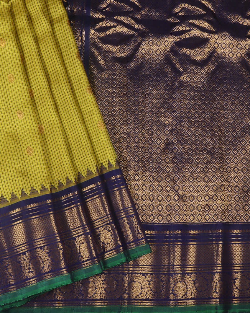 Mehndi Green Gadwal Silk Saree T4188212