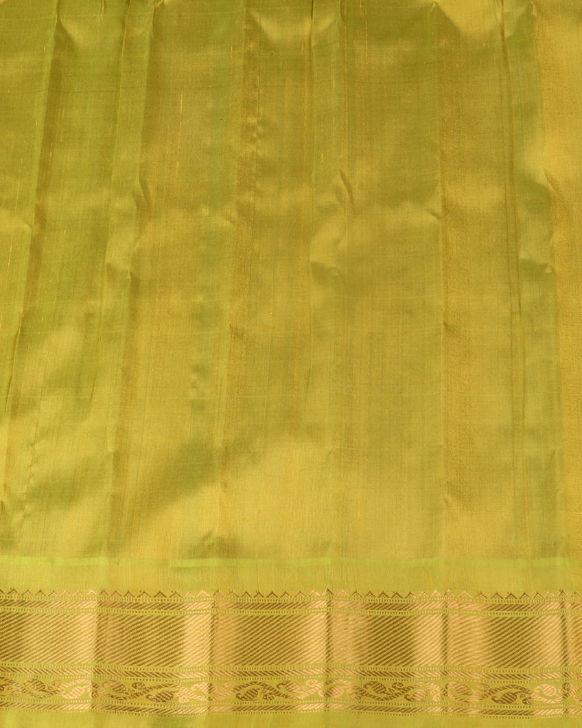 Grey Gadwal Silk Saree T4192673