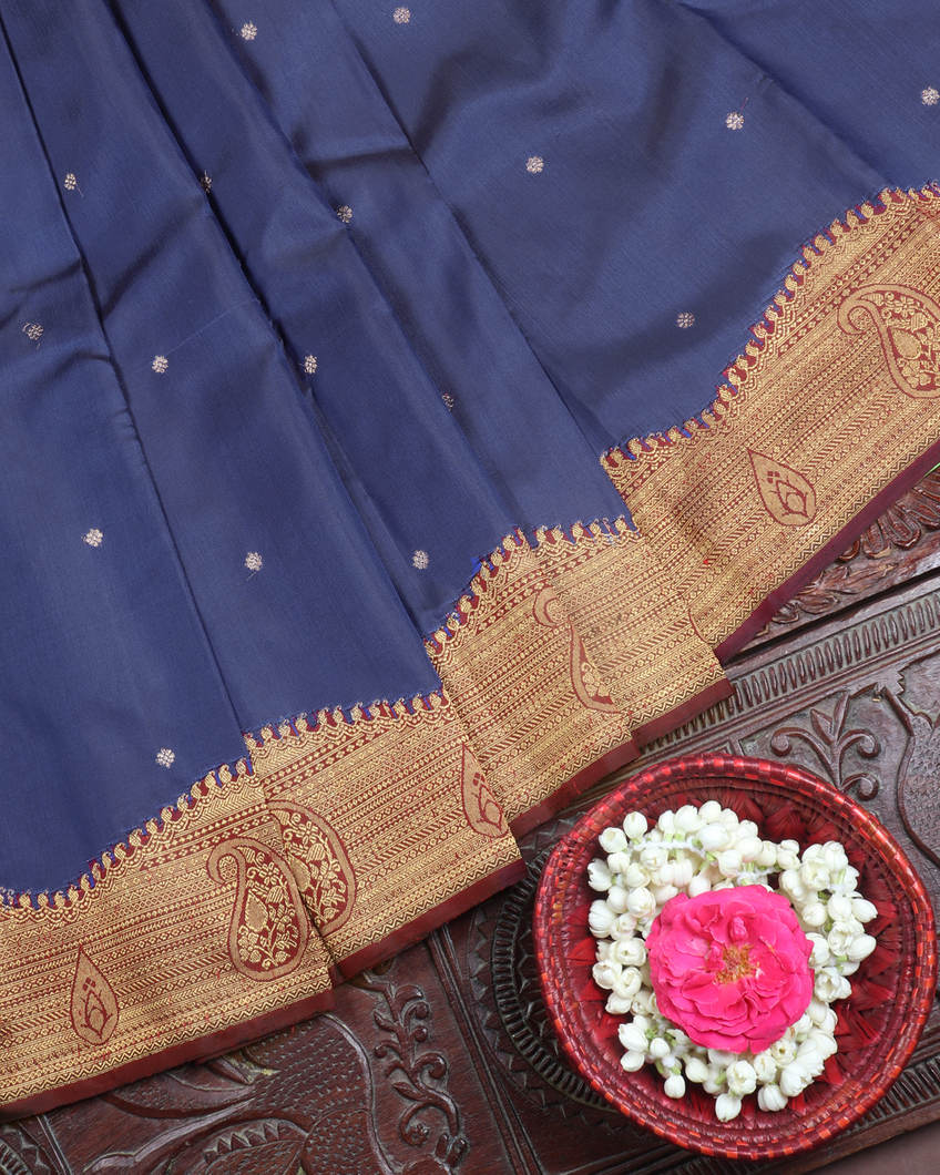 Blue  Handwoven Kanjivaram Silk Saree T3149342