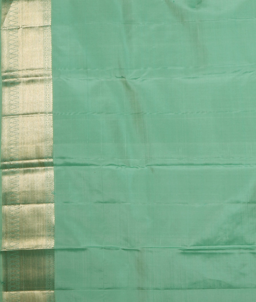 Green Handwoven Kanjivaram Silk Saree T3713713