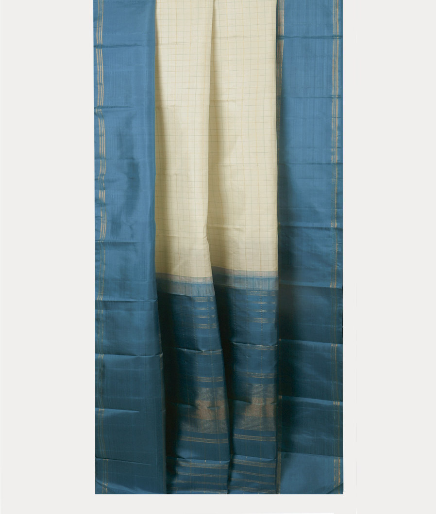 White Handwoven Kanjivaram Silk Saree T4196012