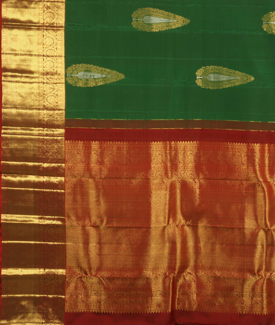 Green Handwoven Kanjivaram Silk Saree T3977014