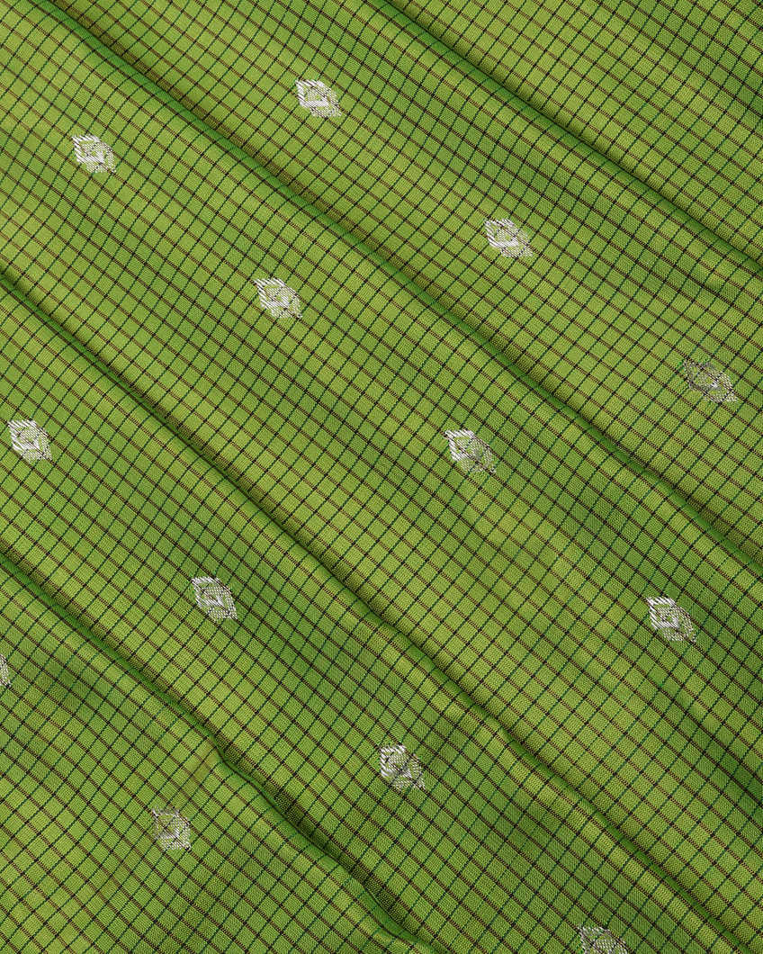 Yellowish Green Gadwal Silk Saree T3322044