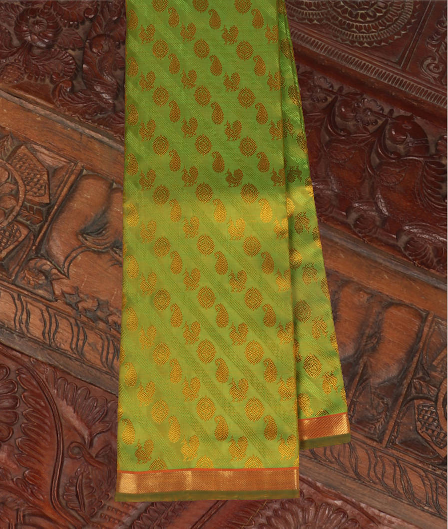 Yellowish Green Handwoven Kanjivaram Silk Saree T111848-image