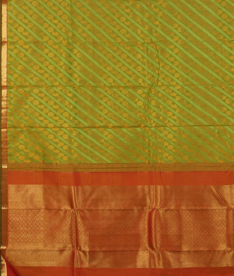 Yellowish Green Handwoven Kanjivaram Silk Saree T1118484