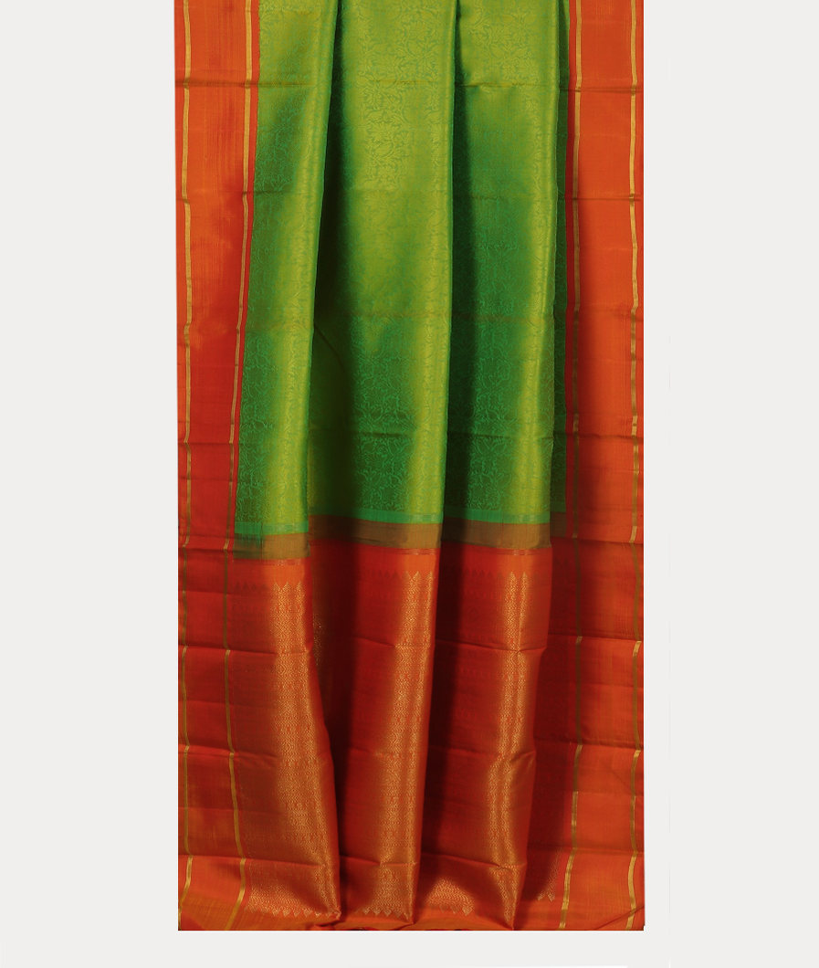 Green Handwoven Kanjivaram Silk Saree T1343882