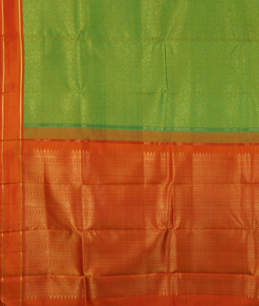 Green Handwoven Kanjivaram Silk Saree T1343884