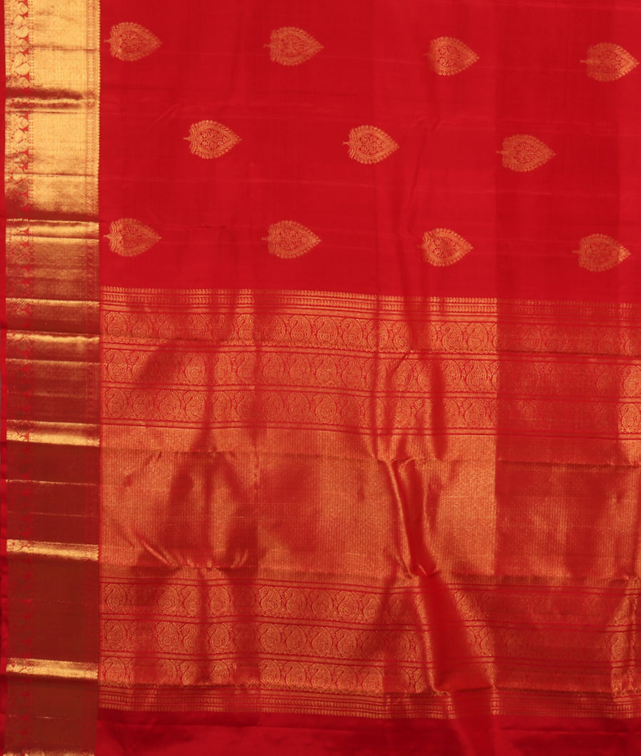 Red Handwoven Kanjivaram Silk Saree T3976904