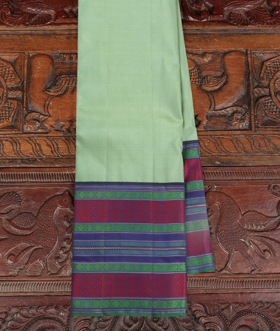 Green Handwoven Kanjivaram Silk Saree T422800-image