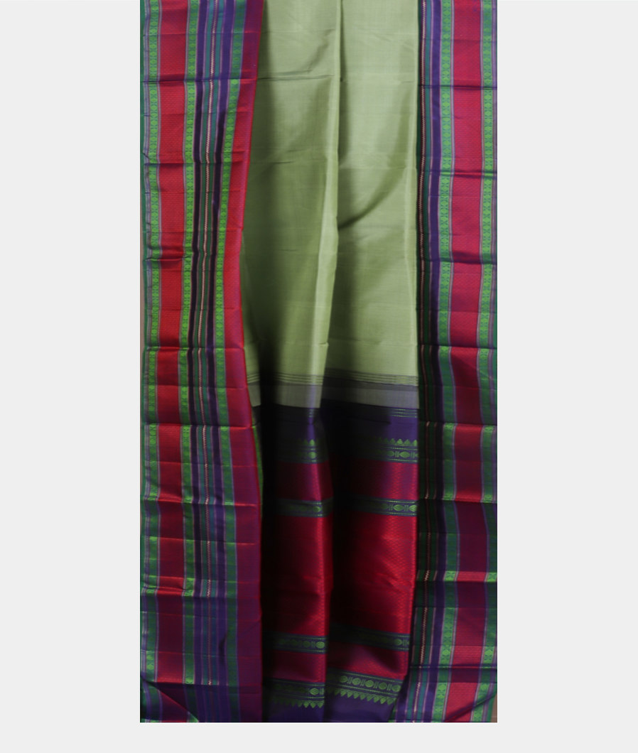 Green Handwoven Kanjivaram Silk Saree T4228002