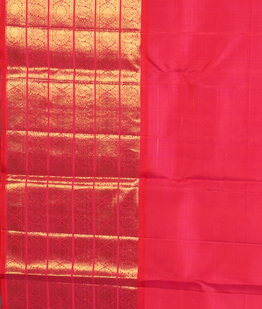 Green Handwoven Kanjivaram Silk Saree T4208733