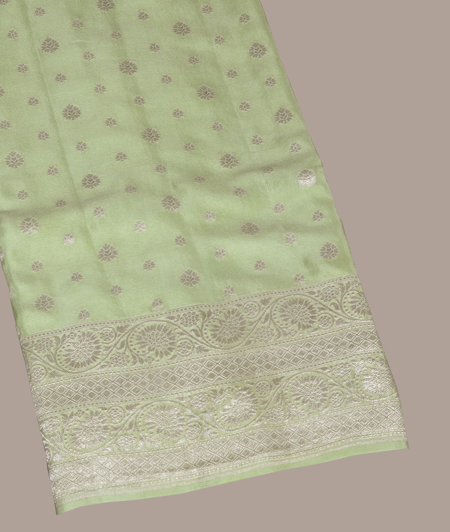 Green Crepe Silk Saree T424382-image