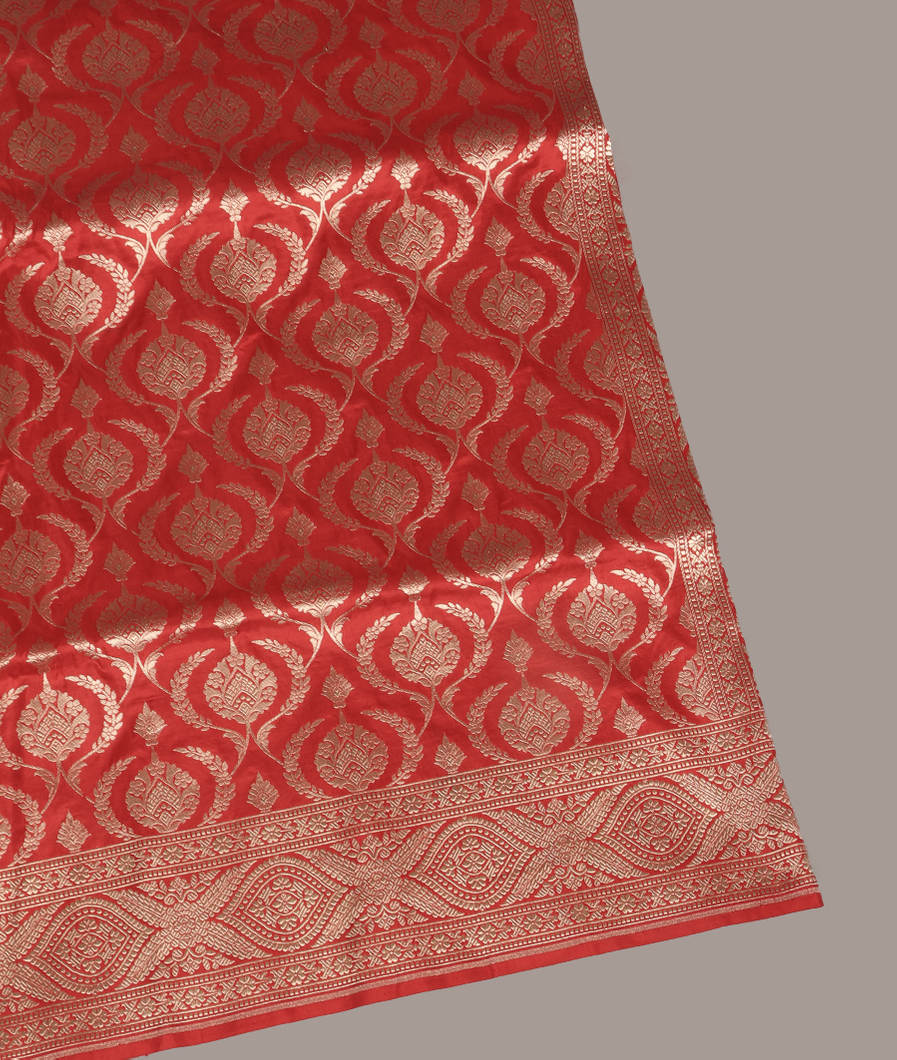Red Banaras Silk Saree T425210-image