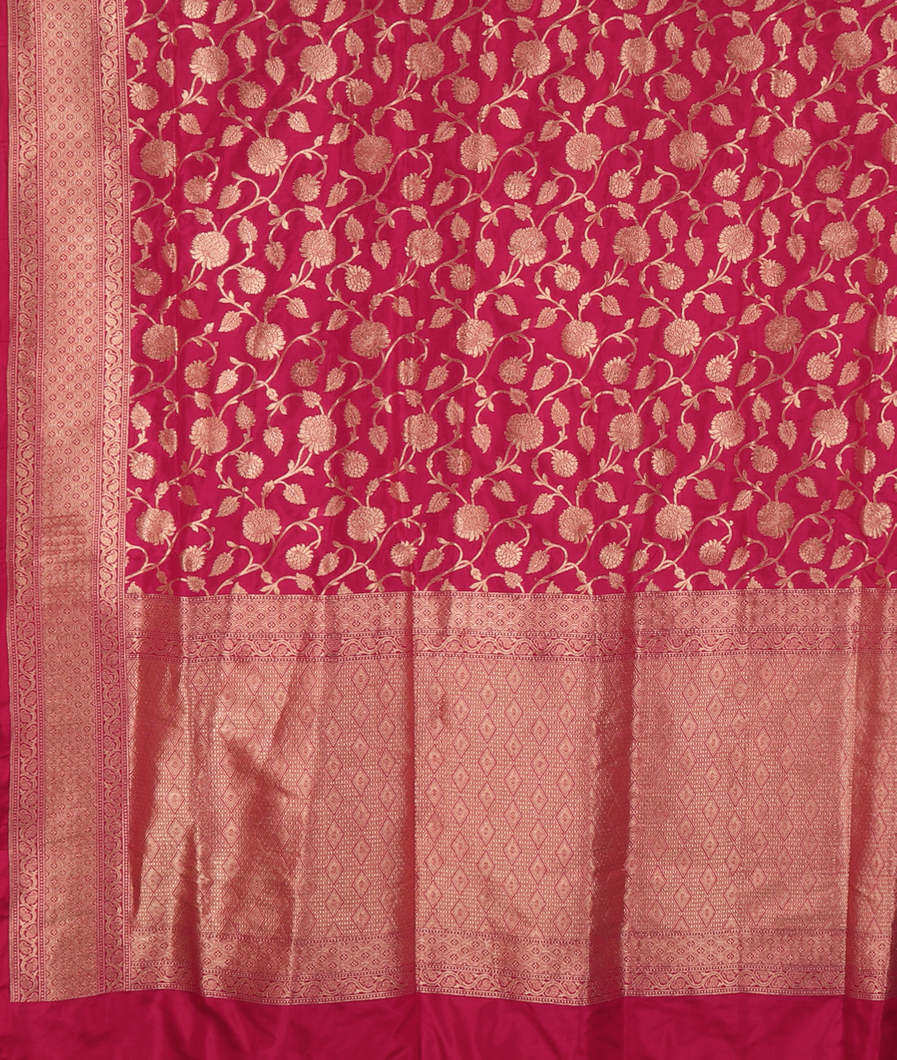 Magenta Banaras Silk Saree T4252264