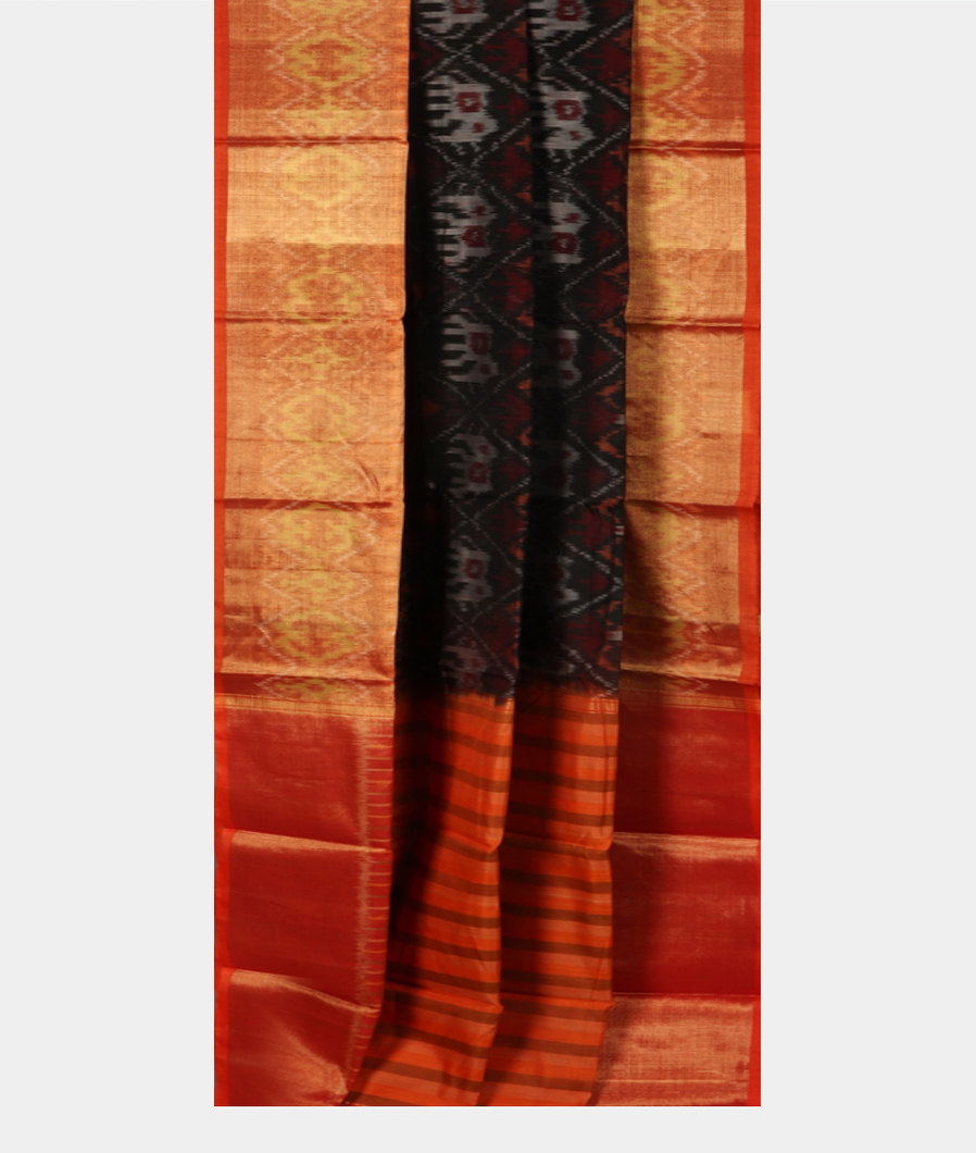 Black Pochampalli Silk Cotton Saree T4289222