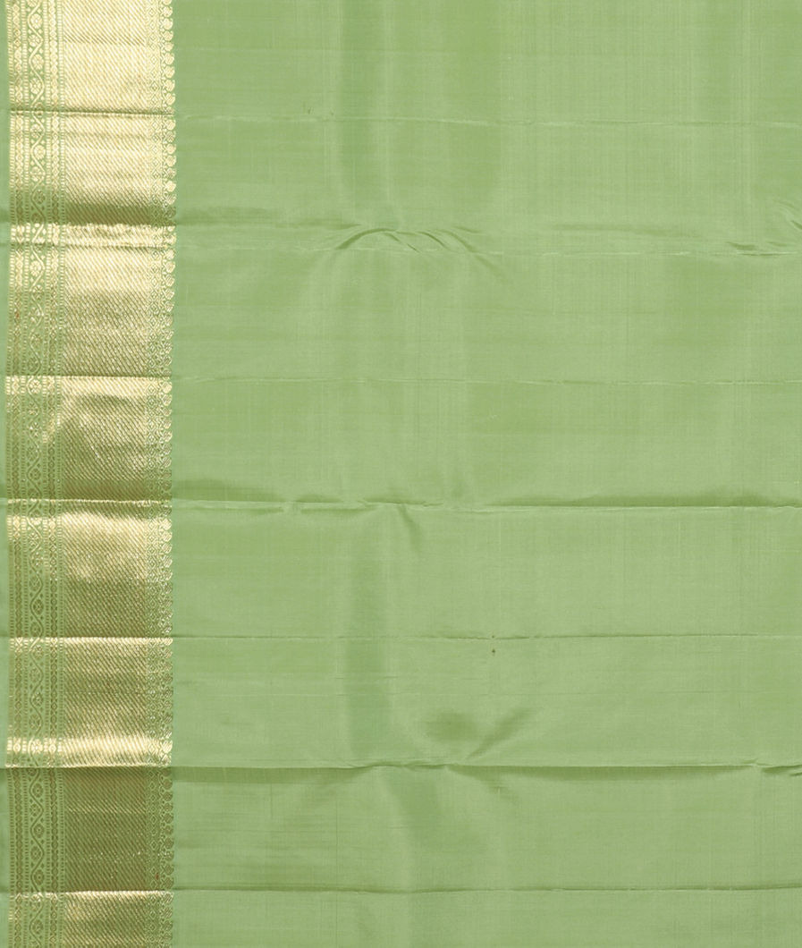 Green Handwoven Kanjivaram Silk Saree T4045553