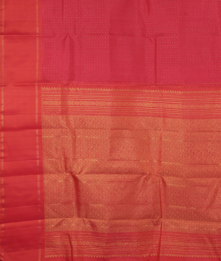 Magenta Handwoven Kanjivaram Silk Saree T4124194