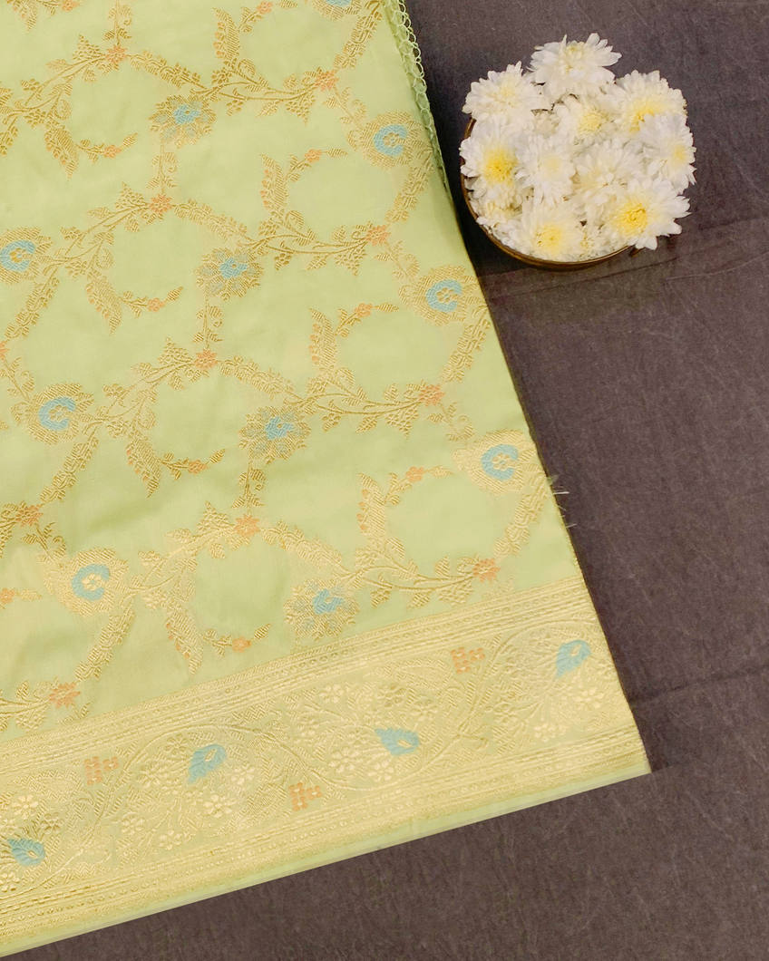 Green Banaras Silk Saree T435391-image