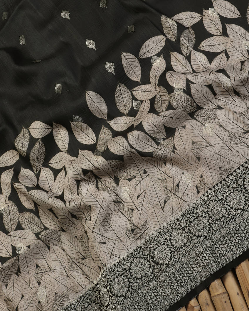 Black Banaras Kathan Silk Saree T4355685