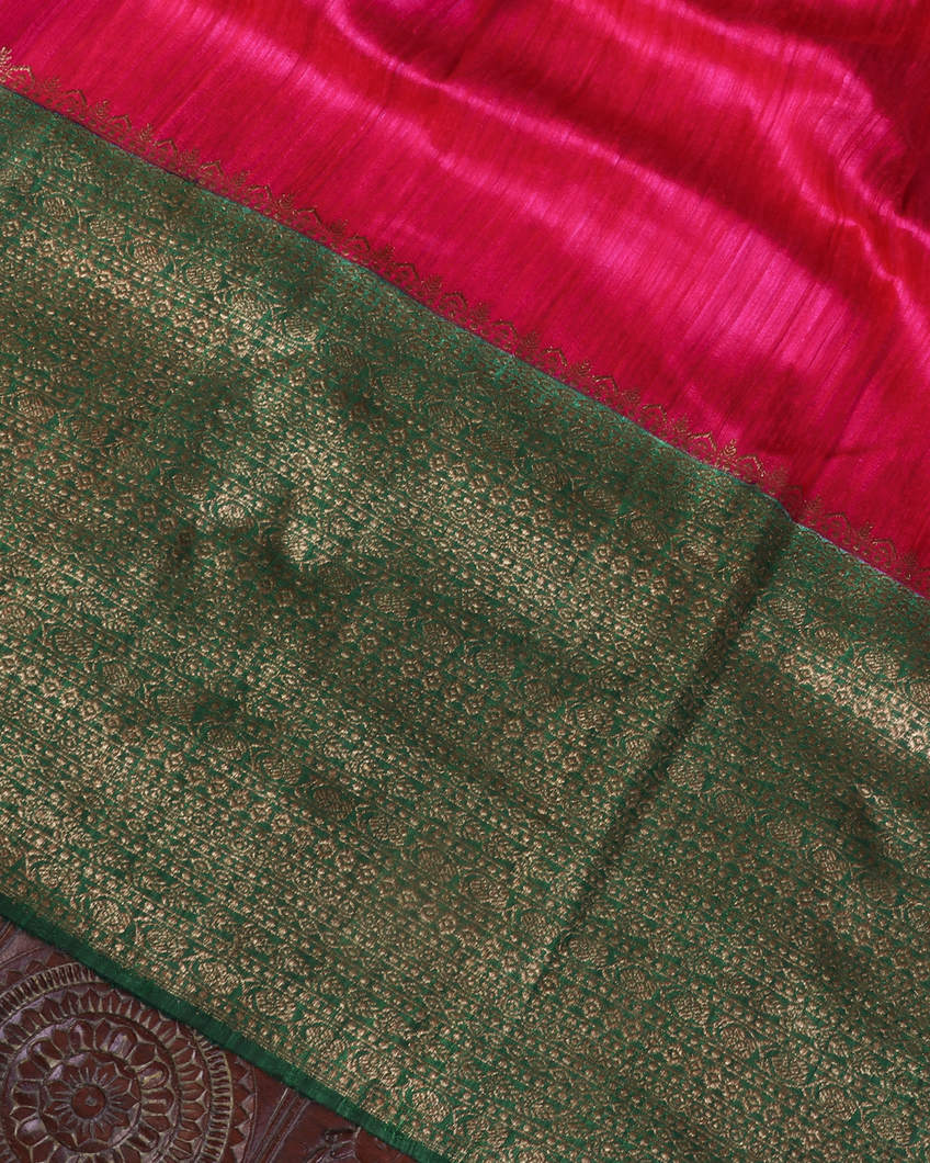Magenta Banaras Tussar Saree T4388874