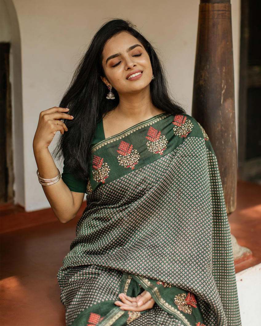 Green Tussar Printed Saree T3943354