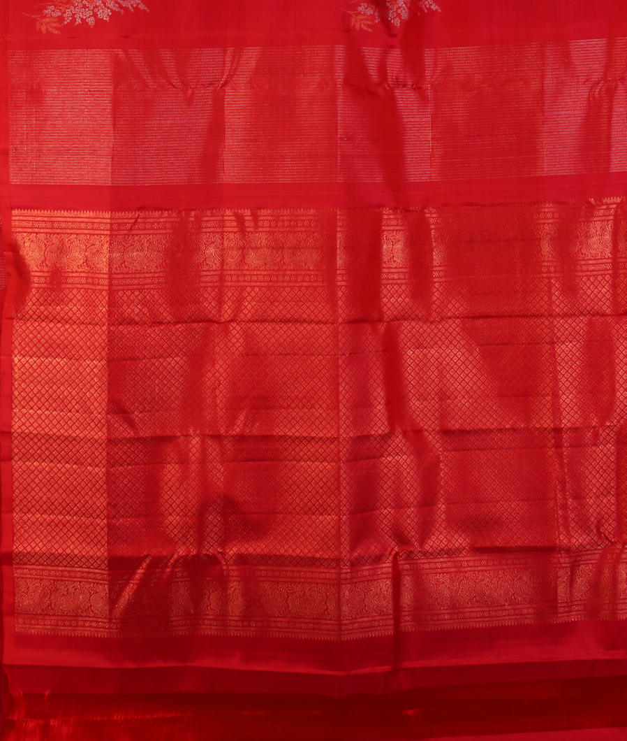 Red Handwoven Kanjivaram Silk Saree T4180674