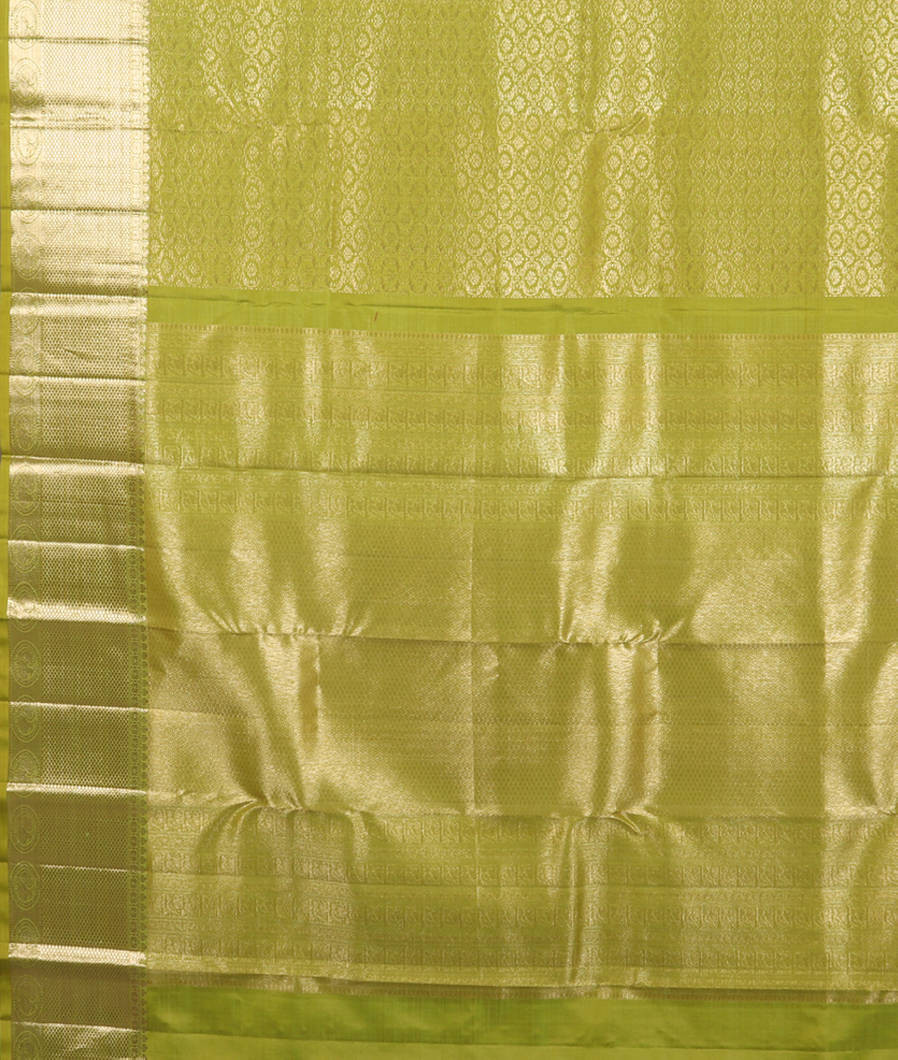 Green Handwoven Kanjivaram Silk Saree T3713644