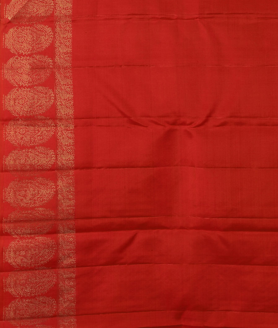 Red Handwoven Kanjivaram Silk Saree T4181463