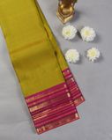 Yellowish Green Handwoven Kanjivaram Silk Saree T4363091
