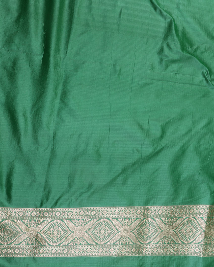 Green Banaras Silk Saree T4252083
