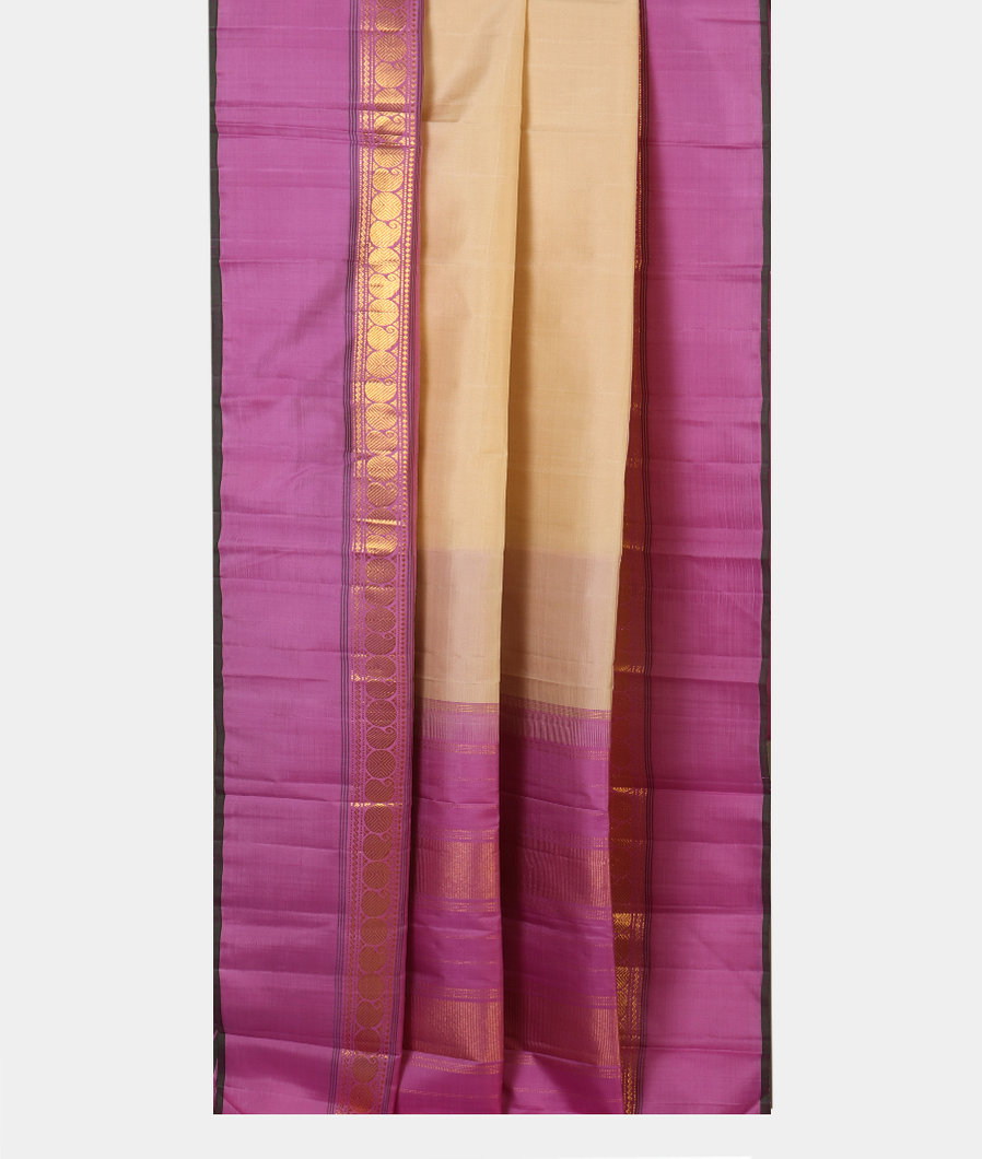 Cream Handwoven Kanjivaram Silk Saree T4375582