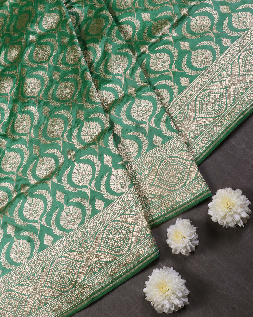 Green Banaras Silk Saree T4252082