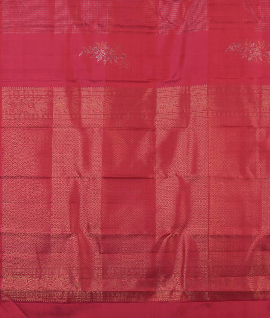 Magenta Handwoven Kanjivaram Silk Saree T4180784
