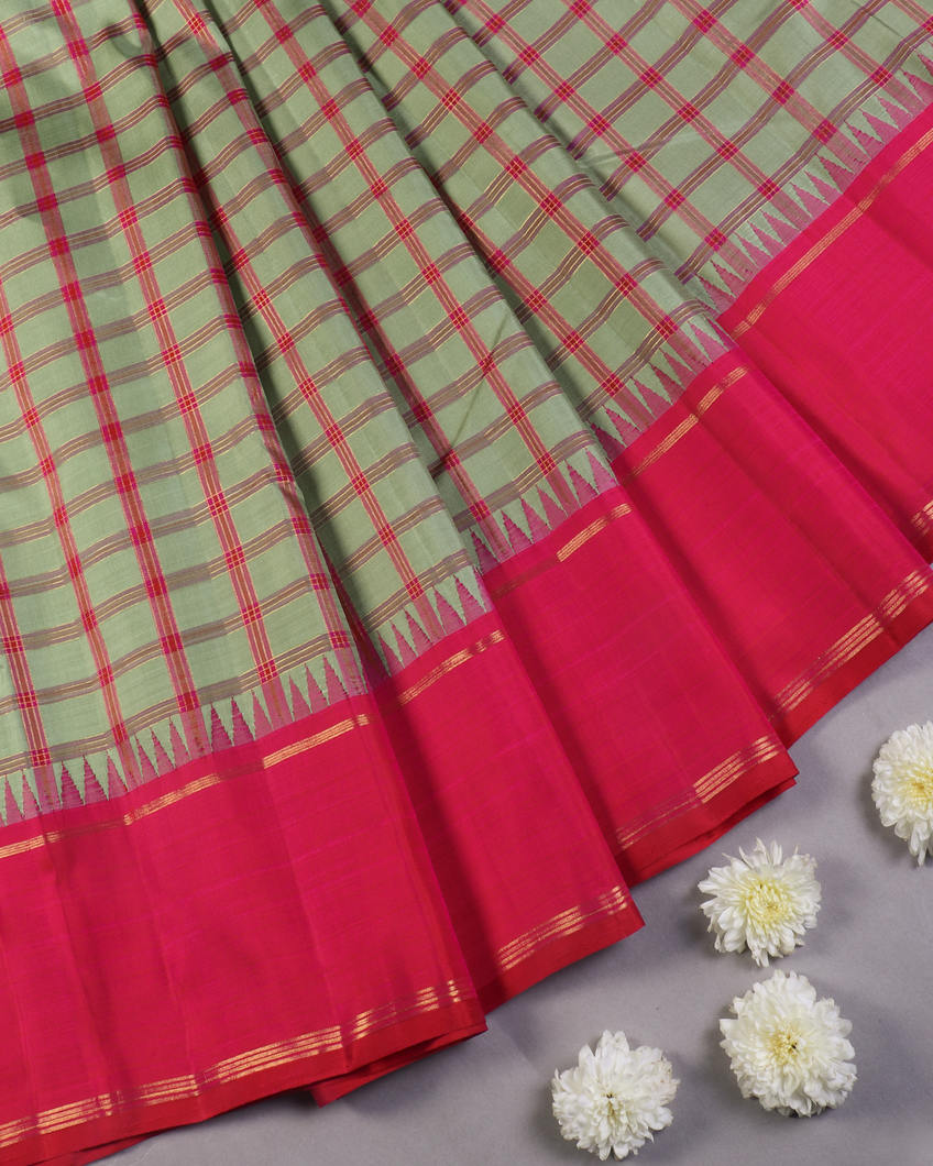 Green Handwoven Kanjivaram Silk Saree T4390522
