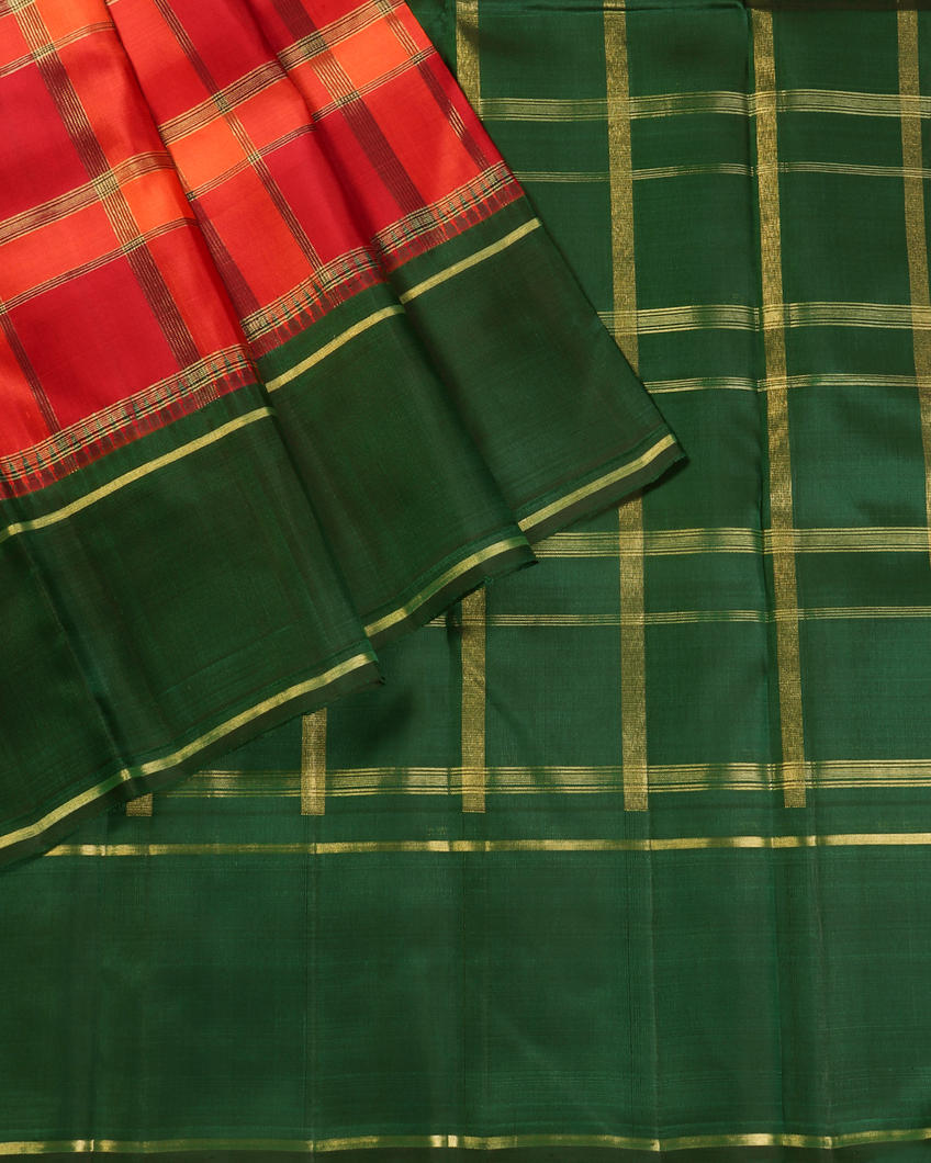 Multicolour Handwoven Kanjivaram Silk Saree T4384304