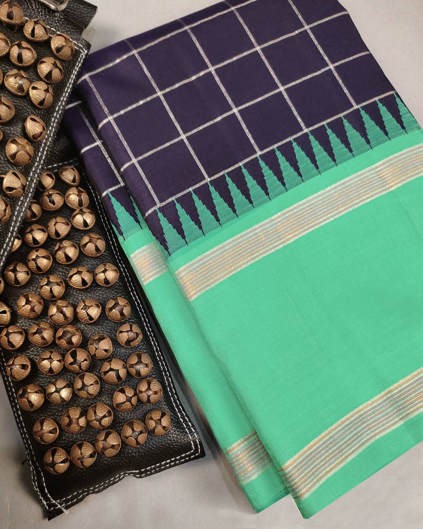 Blue Handwoven Kanjivaram Silk Saree T4376135