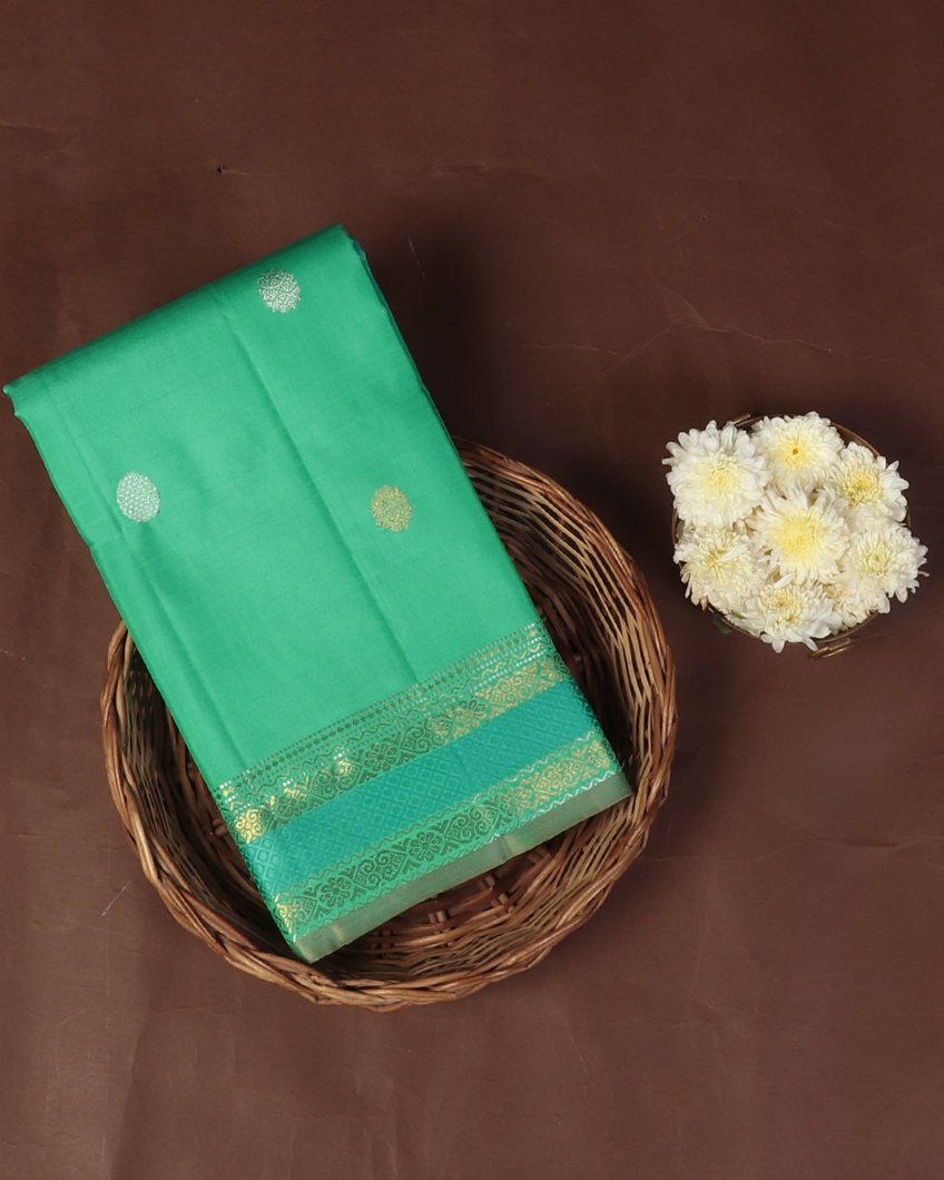 Green Handwoven Kanjivaram Silk Saree T436290-image