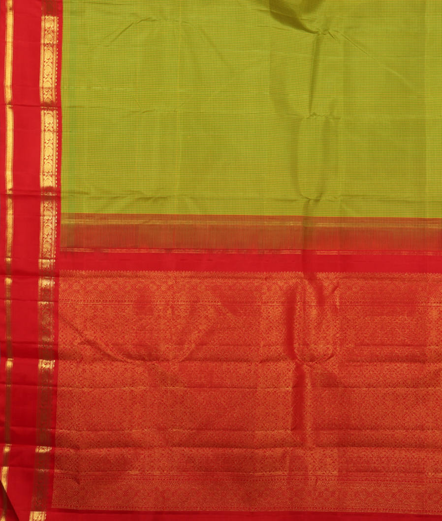 Green and Yellow Handwoven Kanjivaram Silk Saree T4195204