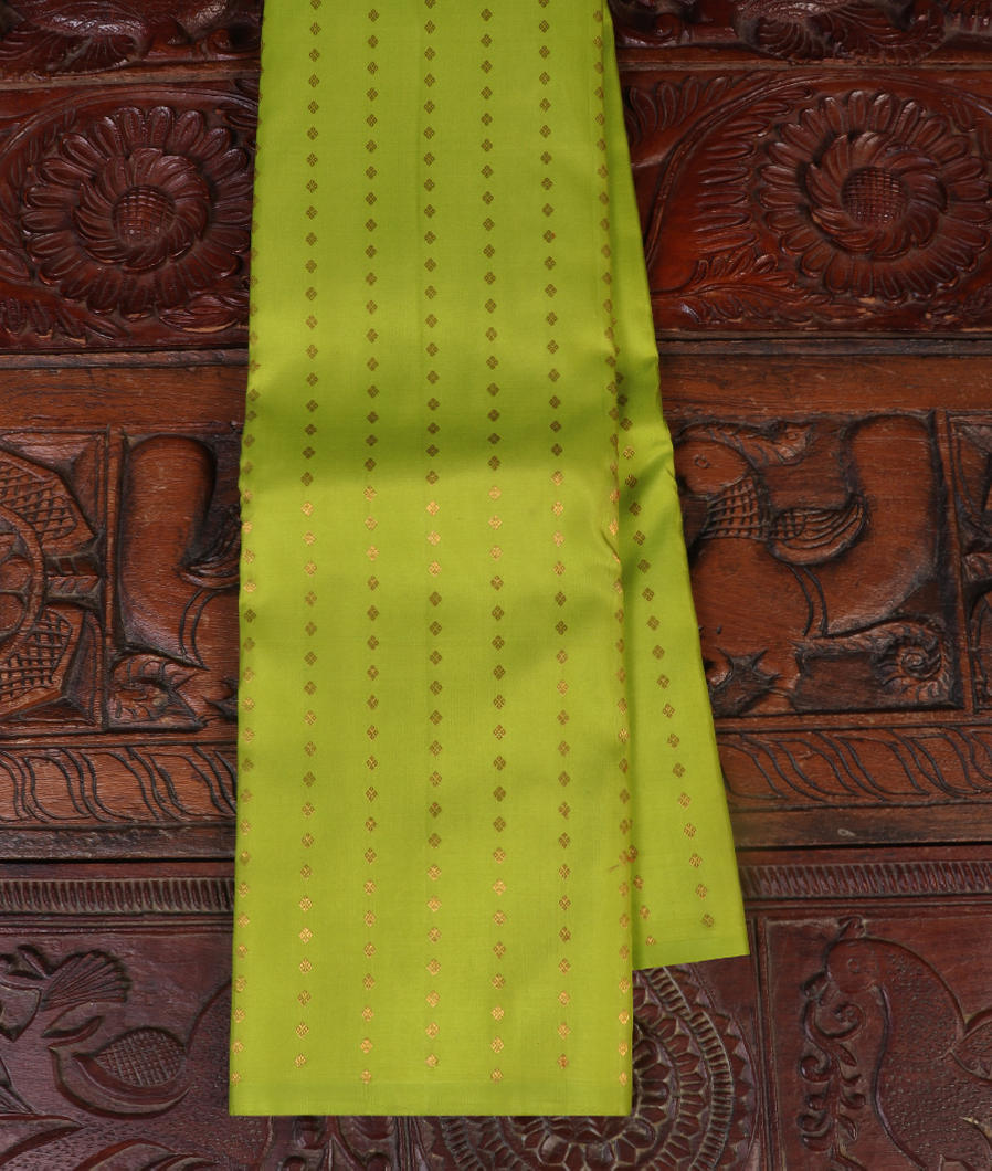 Green Handwoven Kanjivaram Silk Saree T361744-image