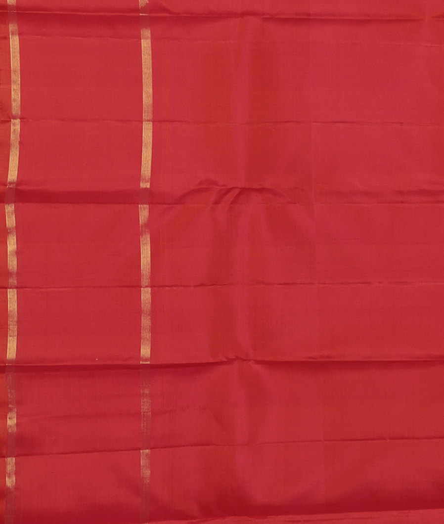 Magenta Handwoven Kanjivaram Silk Saree T4258523