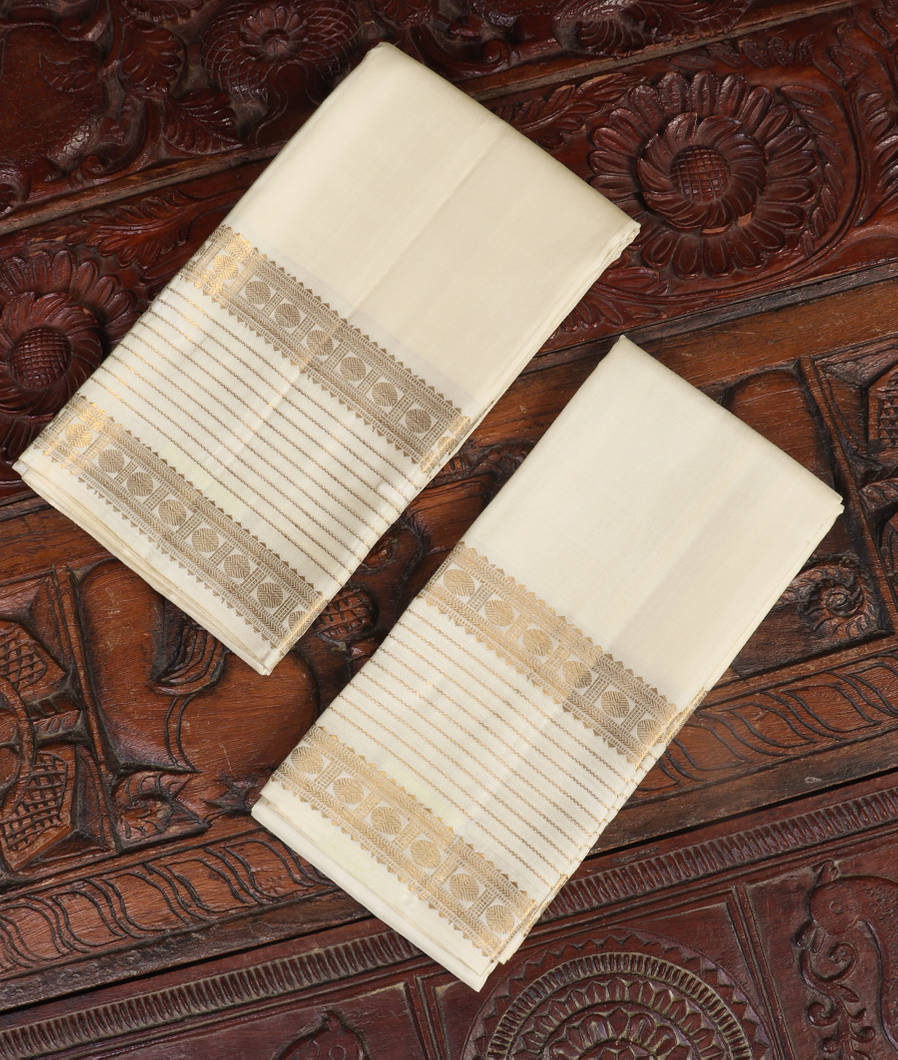 Off-White Handwoven Kanjivaram Silk Dhoti and Vastharam T436404-image