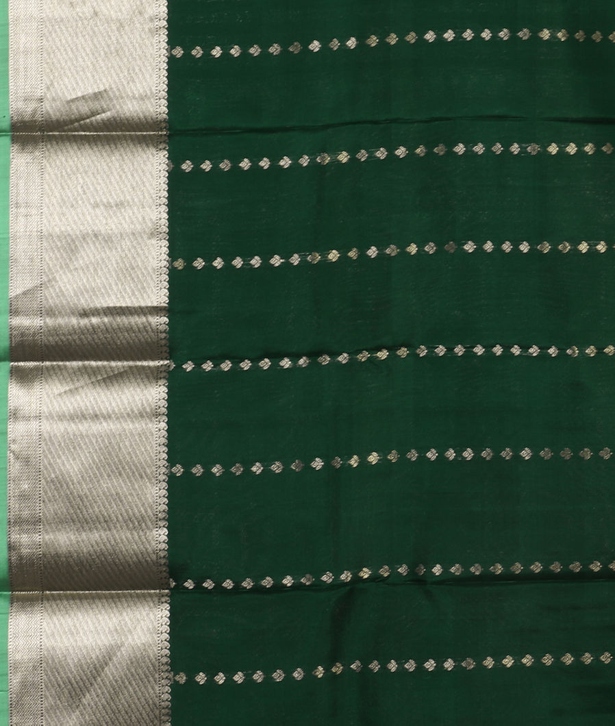 Green Handwoven Kanjivaram Silk Saree T4332353